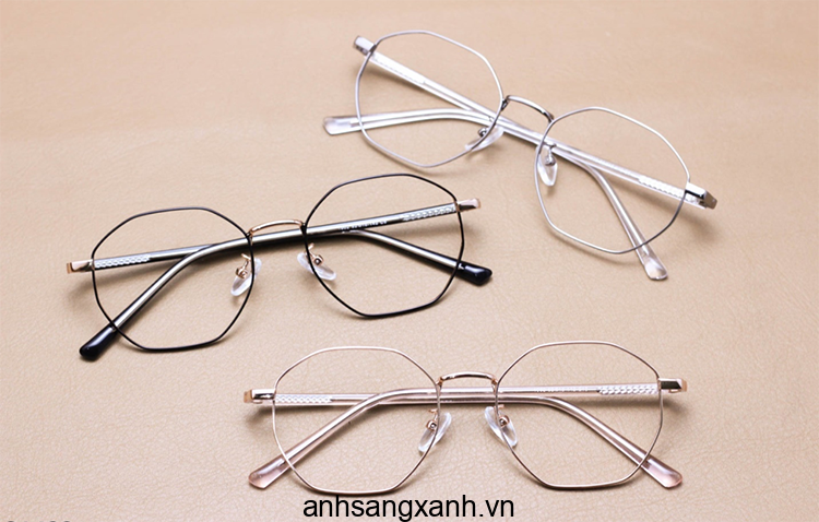 Cắt kính mắt không độ giá bao nhiêu tiền? Ở đâu? 4